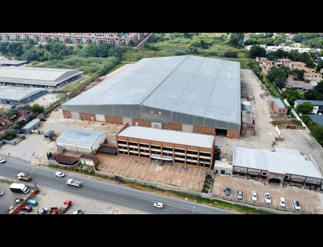 24,050M² WAREHOUSE TO LET IN WILBART